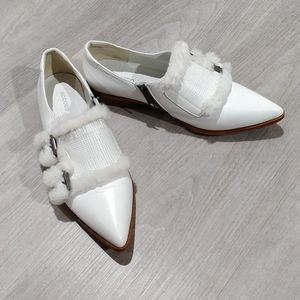 Rococo white genuine leather loafers